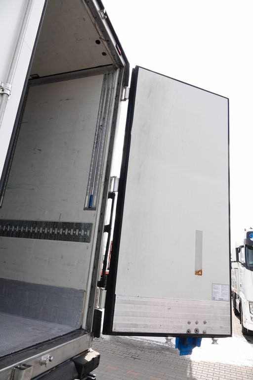 Полуприцеп-рефрижератор Krone CHŁODNIA / THERMO KING SLX 300 / DOPPELSTOCK: фото 9