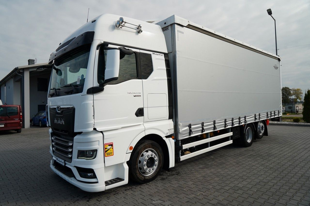 MAN TGX 26.470 / 6x2 / FIRANKA / SOLÓWKA / 6x2 / 12 - Тентованный грузовик: фото 2 MAN TGX 26.470 / 6x2 / FIRANKA / SOLÓWKA / 6x2 / 12 - Тентованный грузовик: фото 2