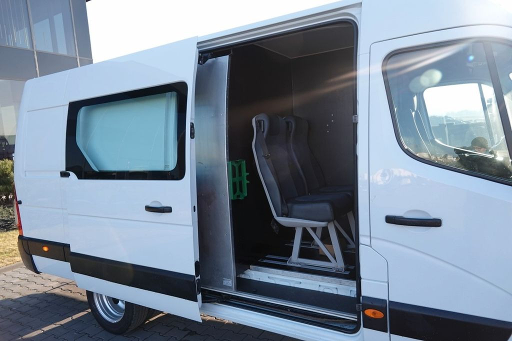 Грузопассажирский фургон Renault MASTER / 5 osób /  BRYGADÓWKA / MANUAL / L2 H3: фото 8