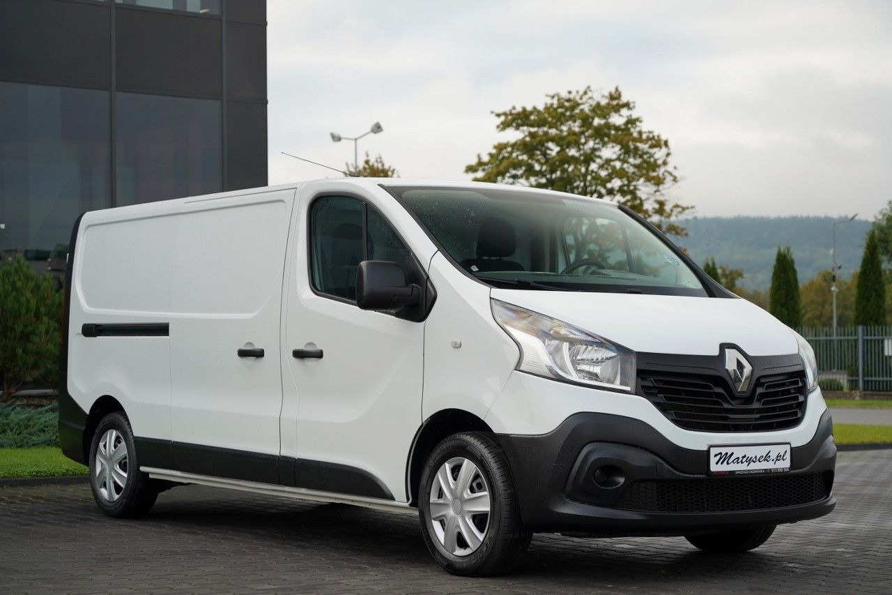 Renault TRAFIC / BLASZAK / ZABUDOWA WARSZTATOWA / MANUA - Легковой фургон: фото 3 Renault TRAFIC / BLASZAK / ZABUDOWA WARSZTATOWA / MANUA - Легковой фургон: фото 3