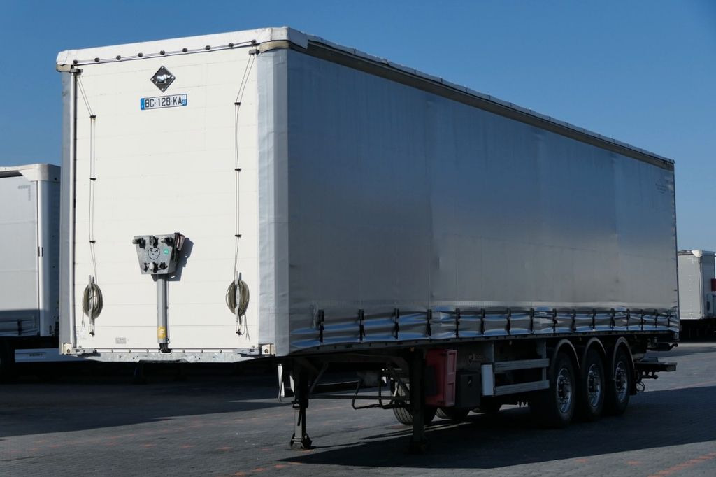 Samro CURTAINSIDER / STANDARD / LIFTED AXLE / LIFT DHO - Тентованный полуприцеп: фото 1 Samro CURTAINSIDER / STANDARD / LIFTED AXLE / LIFT DHO - Тентованный полуприцеп: фото 1