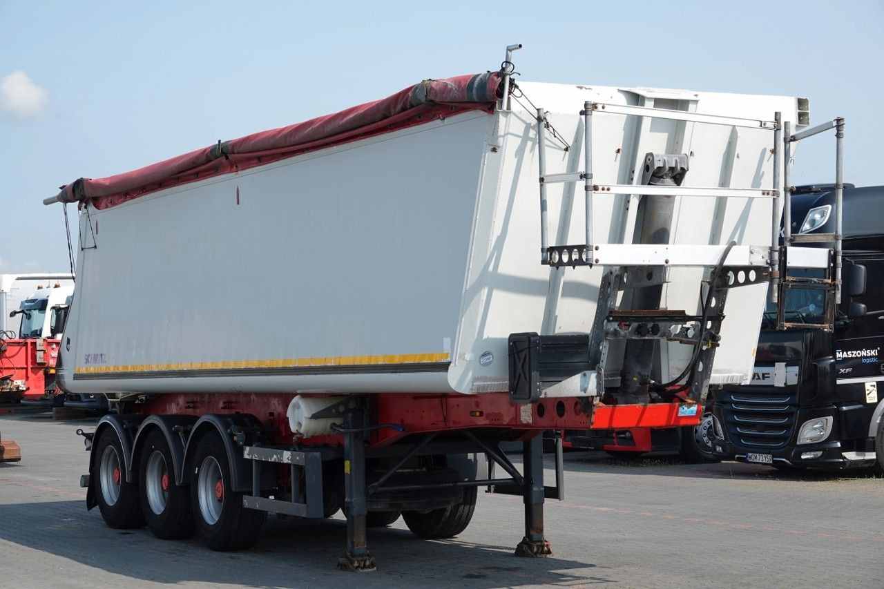 Schmitz Cargobull WYWROTKA 40 M3 / MULDA ALUMINIOWA / OŚ PODNOSZON - Самосвальный полуприцеп: фото 1 Schmitz Cargobull WYWROTKA 40 M3 / MULDA ALUMINIOWA / OŚ PODNOSZON - Самосвальный полуприцеп: фото 1