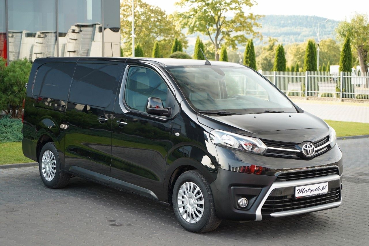 Toyota PROACE / FURGON / BLASZAK / 2.0 D / ZABUDOWA - Легковой фургон: фото 1 Toyota PROACE / FURGON / BLASZAK / 2.0 D / ZABUDOWA - Легковой фургон: фото 1