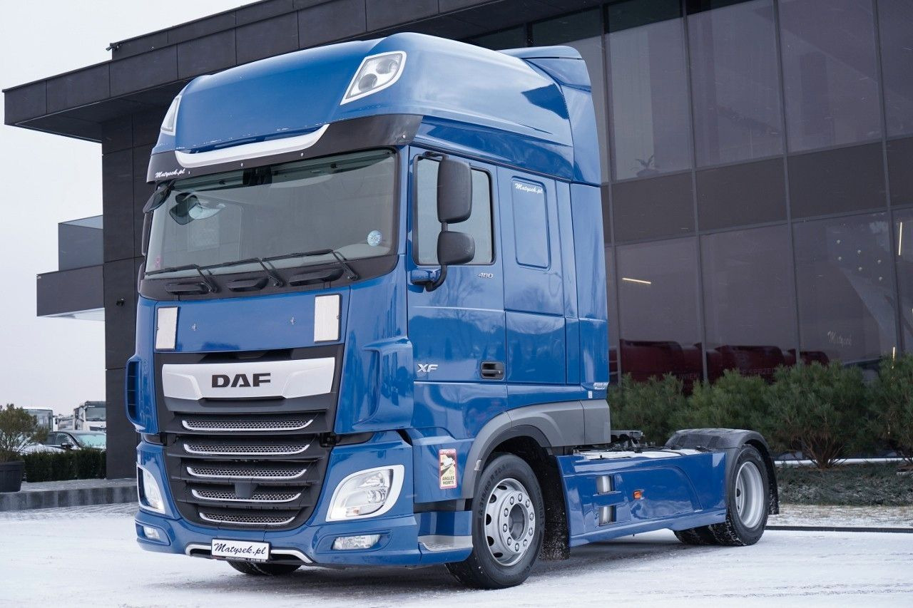 DAF XF 480 / MEGA / SUPER SPACE CAB / LOW DECK / 20 - Тягач: фото 5 DAF XF 480 / MEGA / SUPER SPACE CAB / LOW DECK / 20 - Тягач: фото 5