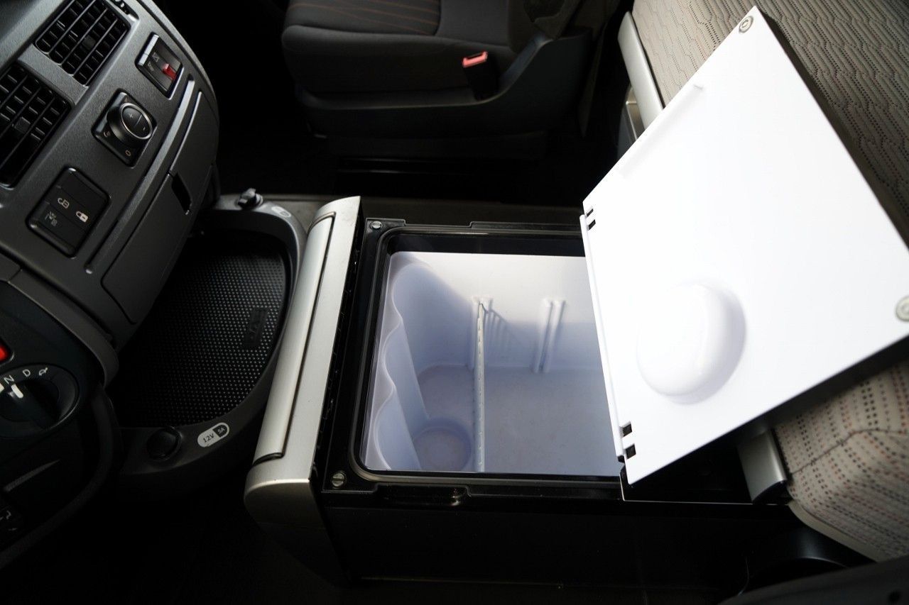 Тягач DAF XF 480 / SPACE CAB / RETARDER / OPONY 100%: фото 26