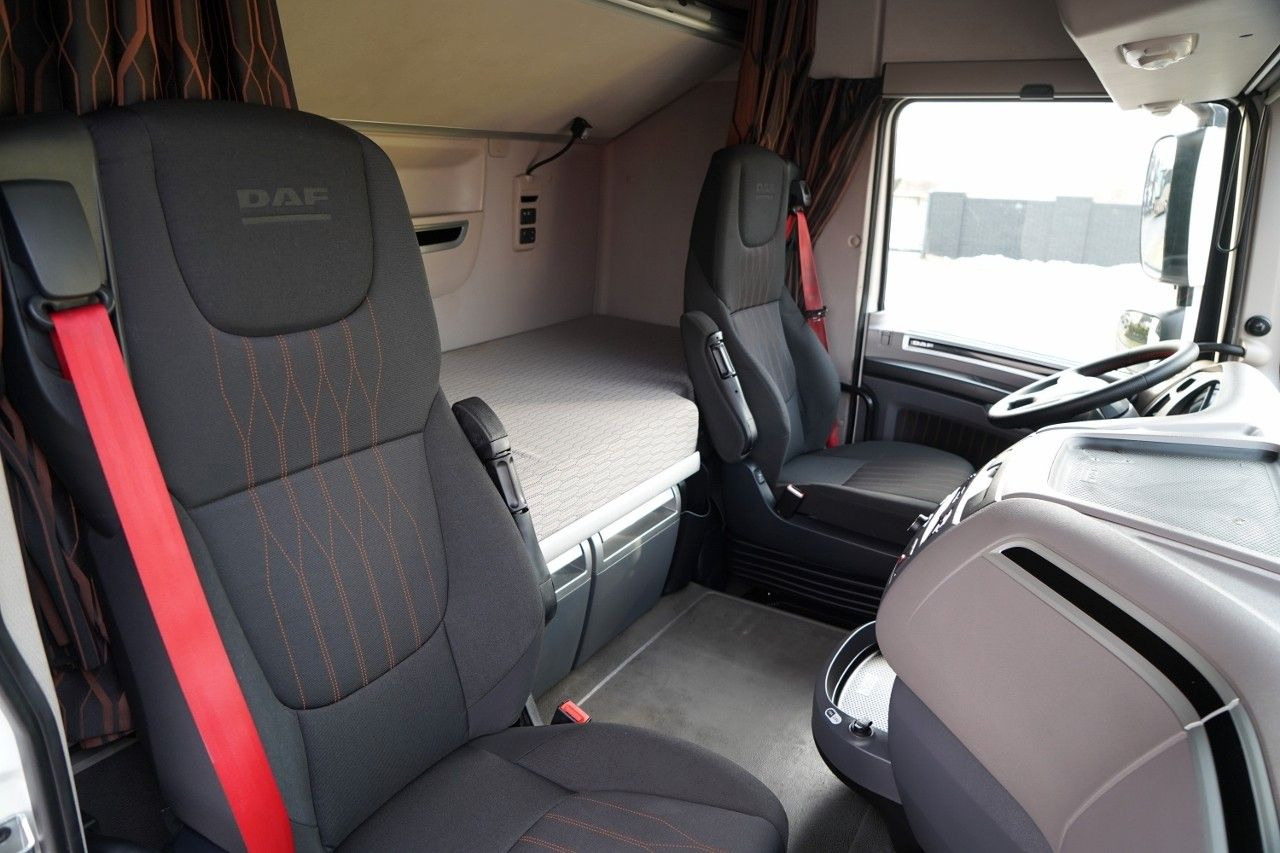 Тягач DAF XF 480 / SPACE CAB / RETARDER / OPONY 100%: фото 36