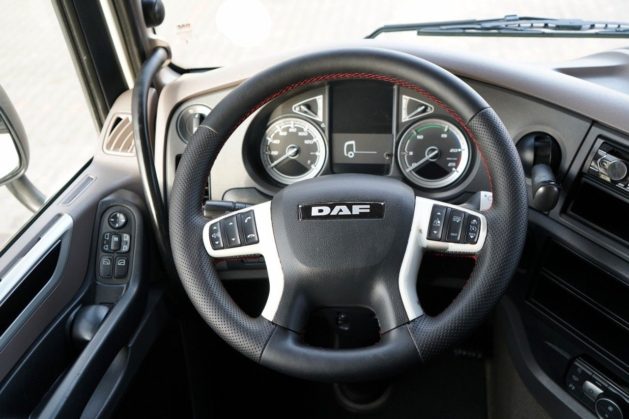 Тягач DAF XF 480 / SPACE CAB / RETARDER / OPONY 100%: фото 28
