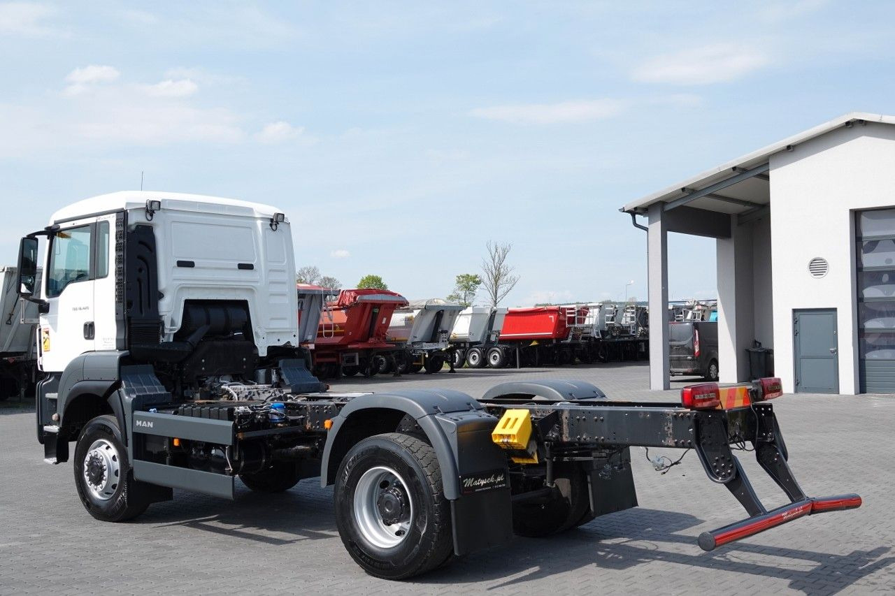 MAN TGS 18.420 / 4X4 / RAMA DŁ. 5,6 M / NAVI / DO Z - Тягач: фото 3 MAN TGS 18.420 / 4X4 / RAMA DŁ. 5,6 M / NAVI / DO Z - Тягач: фото 3