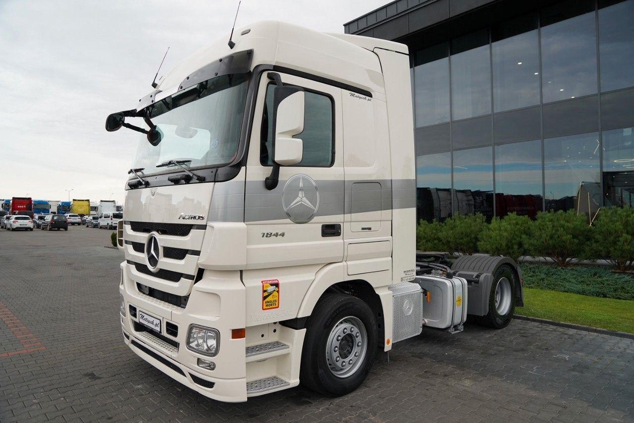 Mercedes-Benz ACTROS 1844 / HYDRAULIKA / 2010 / - Тягач: фото 5 Mercedes-Benz ACTROS 1844 / HYDRAULIKA / 2010 / - Тягач: фото 5