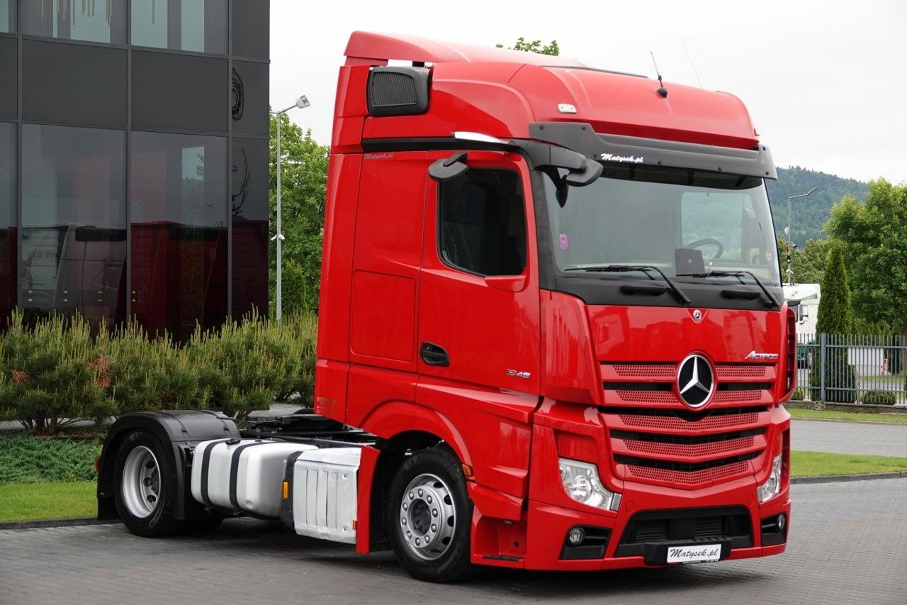 Mercedes-Benz ACTROS 1845 / LOW DECK / MEGA / BIG SPACE / PO K - Тягач: фото 3 Mercedes-Benz ACTROS 1845 / LOW DECK / MEGA / BIG SPACE / PO K - Тягач: фото 3