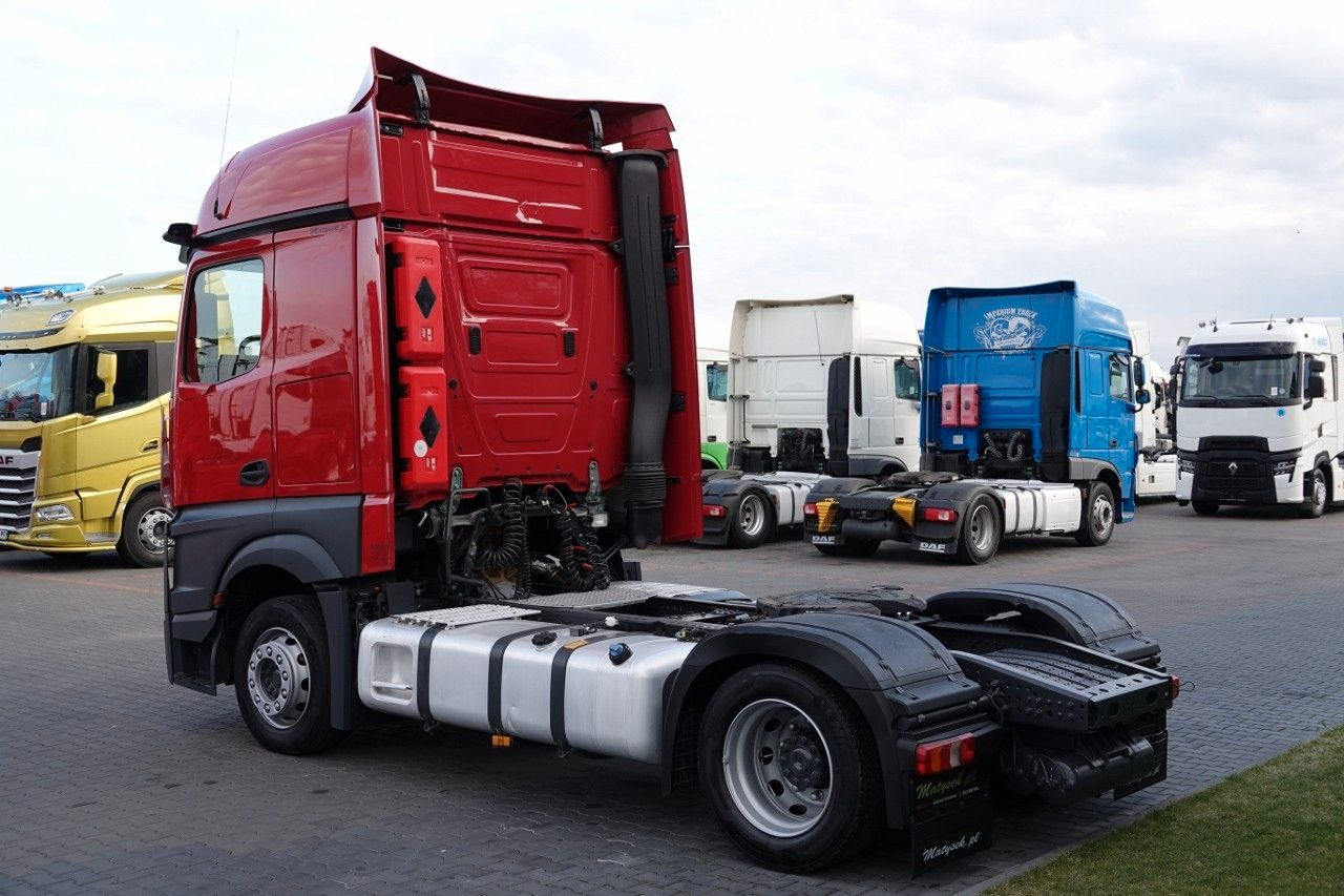 Mercedes-Benz ACTROS 1845 / LOW DECK / MEGA / BIG SPACE / PO - Тягач: фото 4 Mercedes-Benz ACTROS 1845 / LOW DECK / MEGA / BIG SPACE / PO - Тягач: фото 4