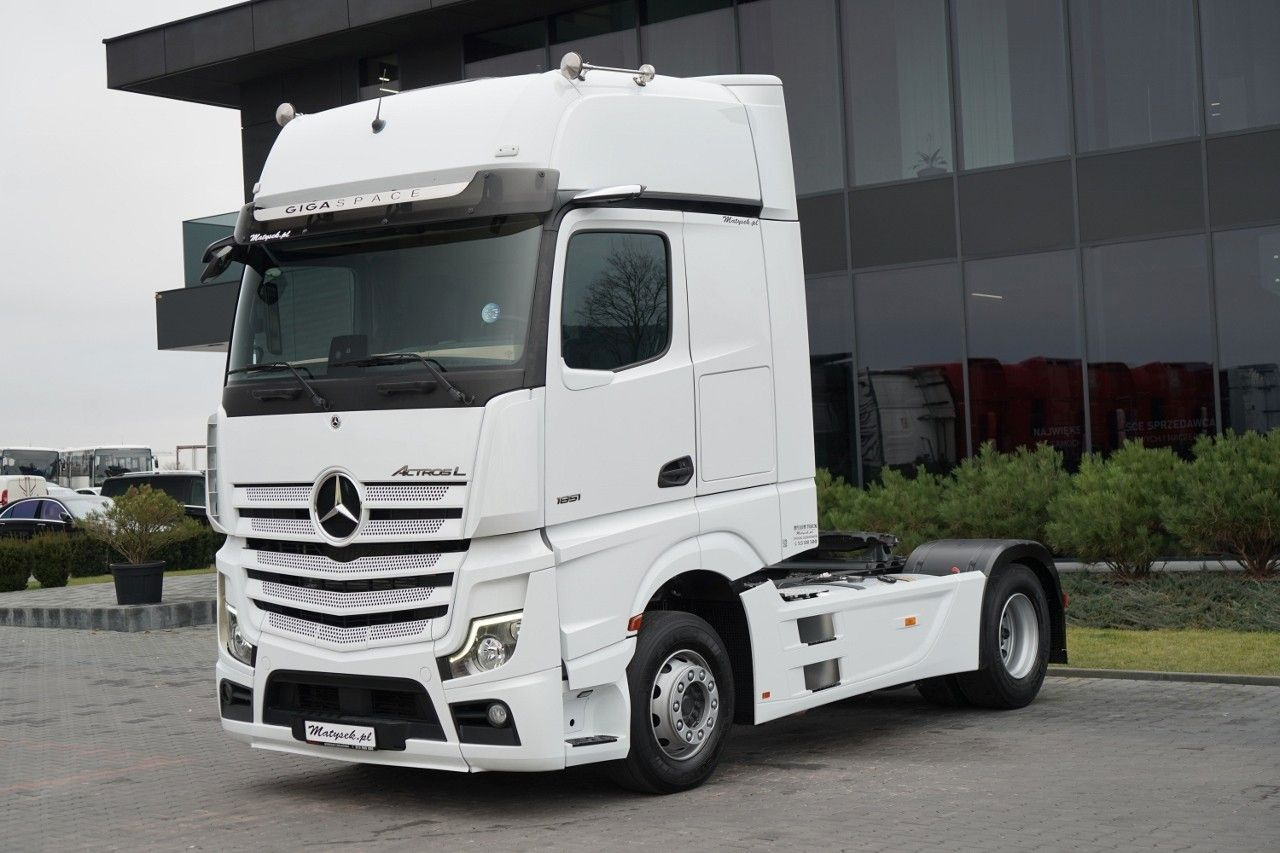 Mercedes-Benz ACTROS 1851 / RETARDER / GIGA SPACE / EURO 6 / - Тягач: фото 4 Mercedes-Benz ACTROS 1851 / RETARDER / GIGA SPACE / EURO 6 / - Тягач: фото 4