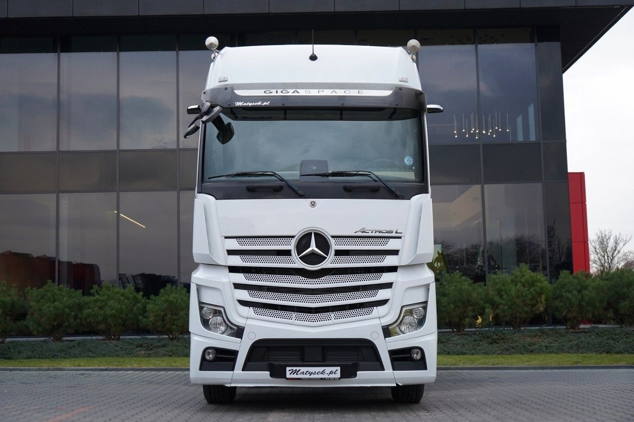 Mercedes-Benz ACTROS L 1851 / GIGA SPACE / RETARDER / 2022 R - Тягач: фото 3 Mercedes-Benz ACTROS L 1851 / GIGA SPACE / RETARDER / 2022 R - Тягач: фото 3