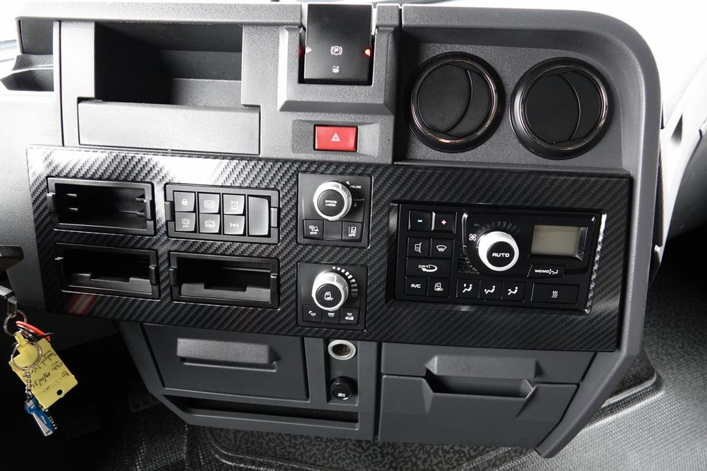 Тягач Renault T 520 / RETARDER / I-PARK COOL /  HIGH CAB / 11.: фото 15