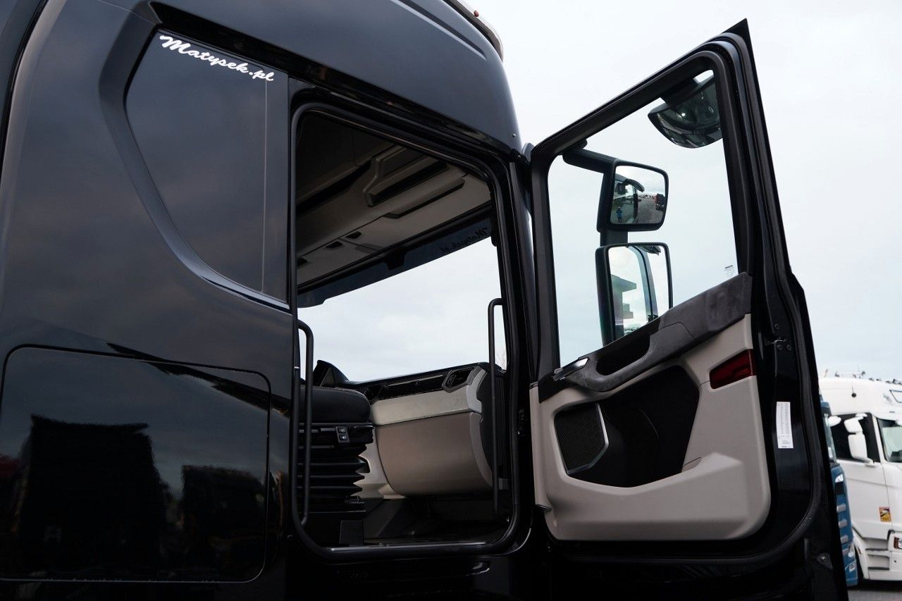 Тягач Scania S 500 / RETARDER / I-PARK COOL  / FULL AIRMATIC: фото 35 Тягач Scania S 500 / RETARDER / I-PARK COOL  / FULL AIRMATIC: фото 35