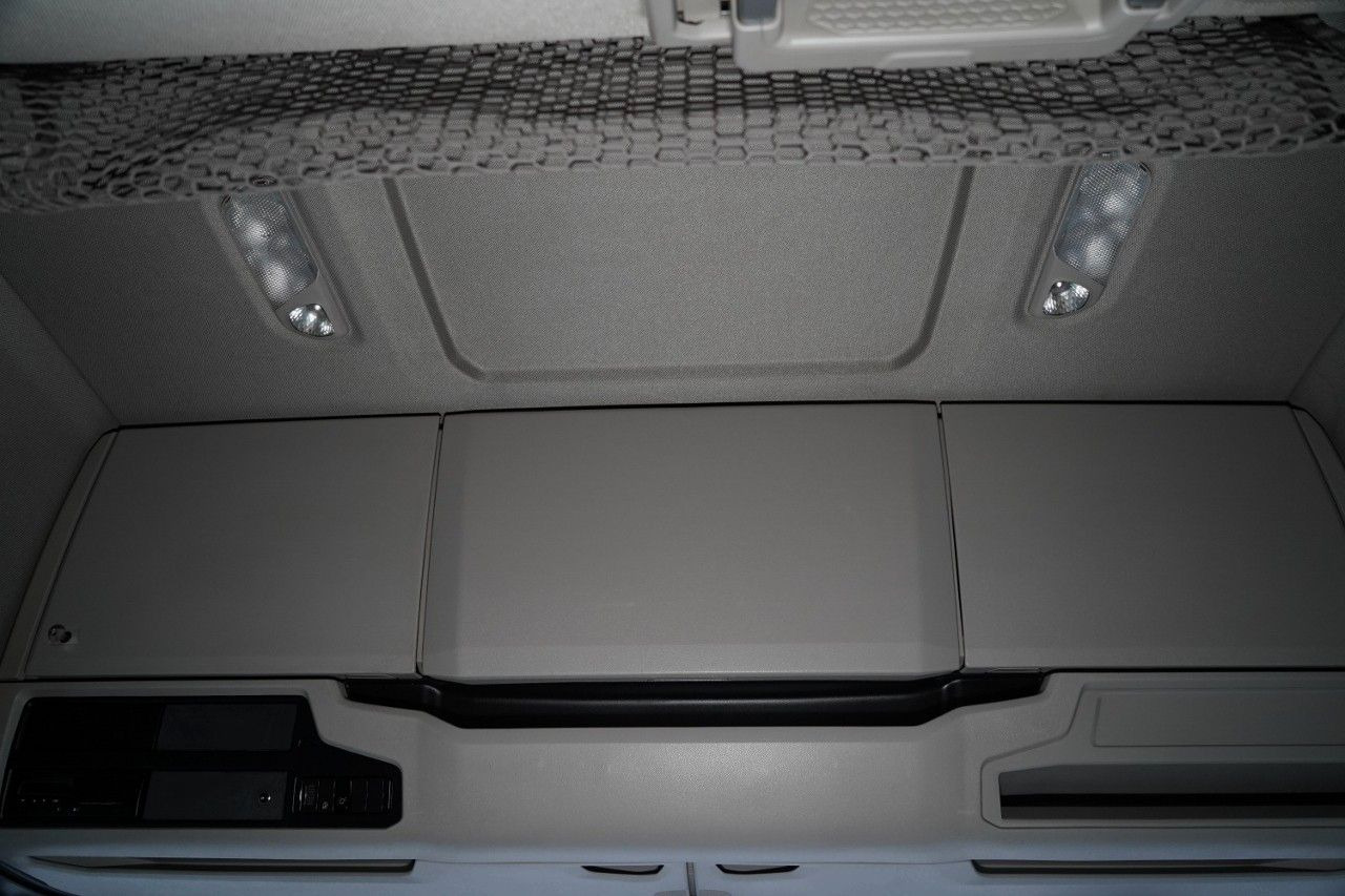 Тягач Scania S 500 / RETARDER / I-PARK COOL  / FULL AIRMATIC: фото 33 Тягач Scania S 500 / RETARDER / I-PARK COOL  / FULL AIRMATIC: фото 33