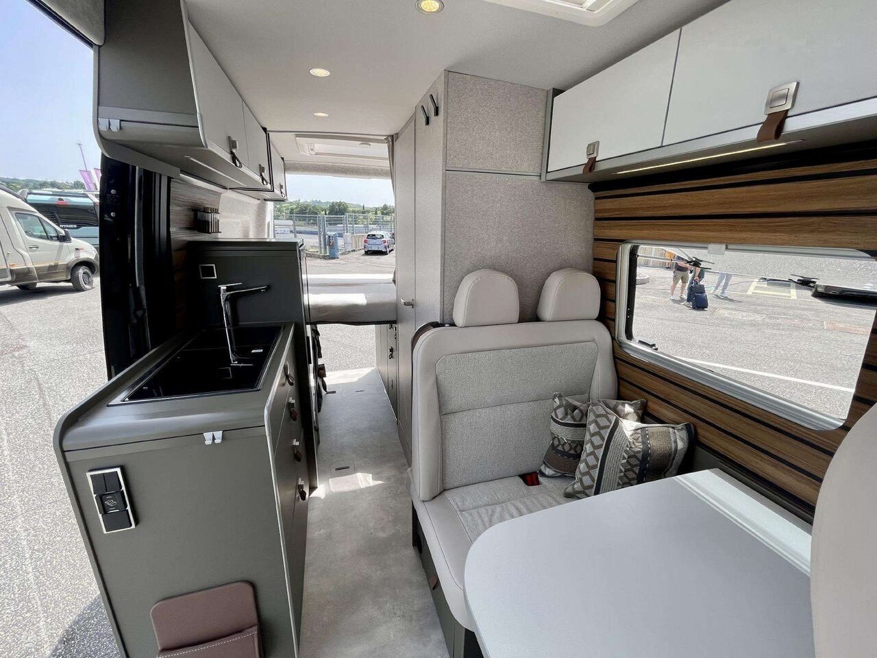 Hymer Grand Canyon S 4x4 - Кастенваген: фото 5 Hymer Grand Canyon S 4x4 - Кастенваген: фото 5