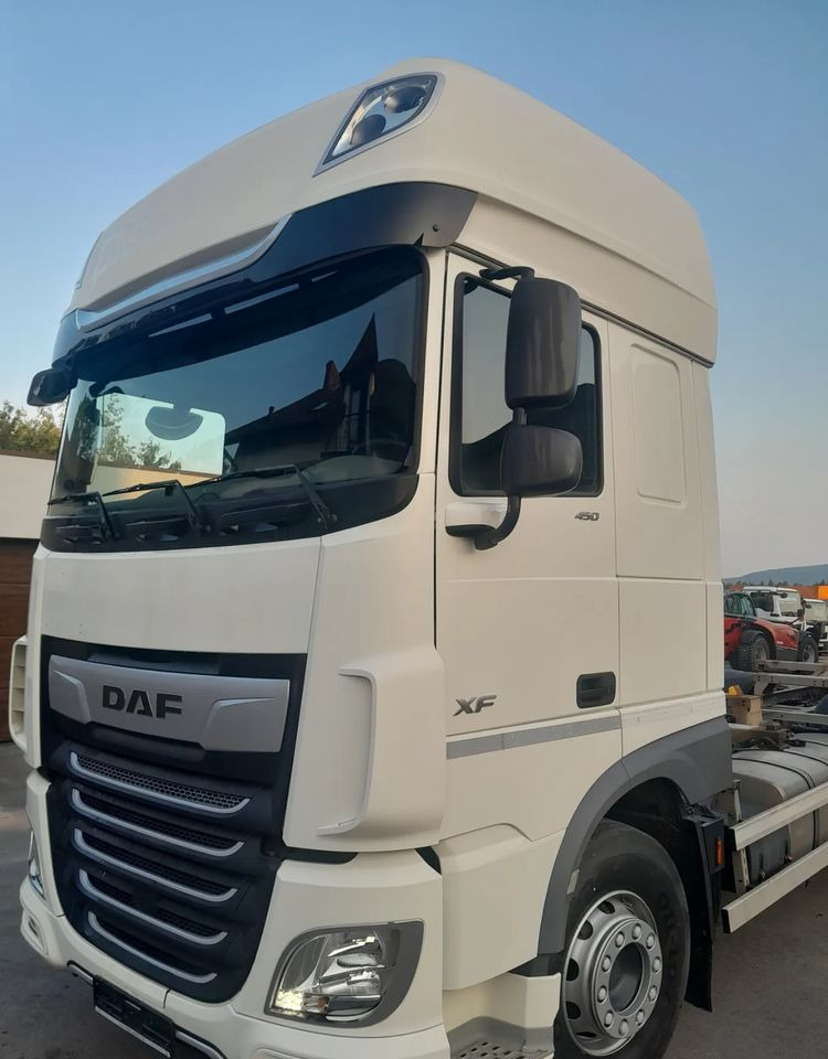 DAF XF 106 450 / BDF RETARDER - Грузовик-шасси: фото 1 DAF XF 106 450 / BDF RETARDER - Грузовик-шасси: фото 1