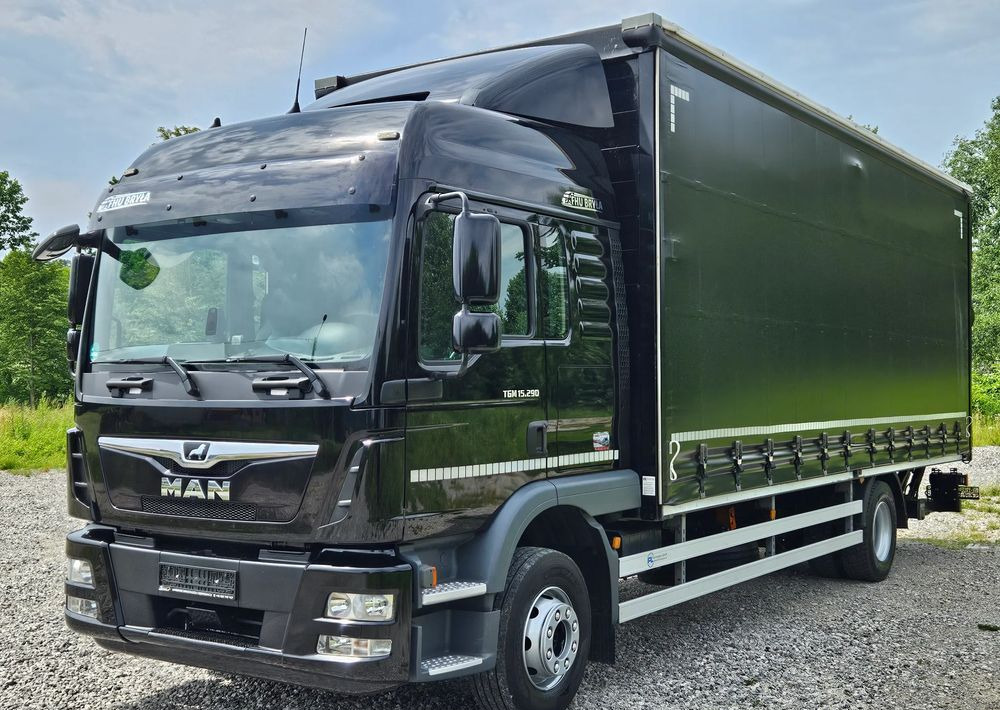 MAN TGM 15.290 / FIRANKA / 2019R / SPROWADZONY/ 7500 ŁADOWNOŚĆ / 18 PALET / E6 / JAK NOWY / WINDA / - Тентованный грузовик: фото 2 MAN TGM 15.290 / FIRANKA / 2019R / SPROWADZONY/ 7500 ŁADOWNOŚĆ / 18 PALET / E6 / JAK NOWY / WINDA / - Тентованный грузовик: фото 2
