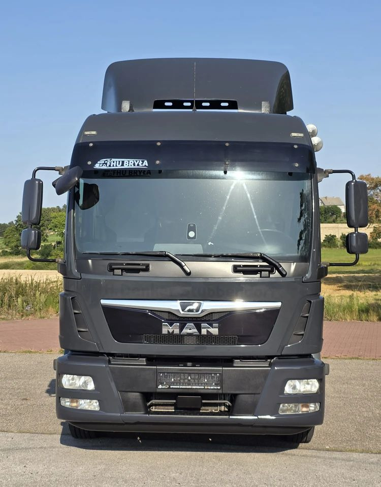 MAN TGM 15.290 / RAMA DO ZABUDOWY / AUTOMAT / SPROWADZONY / E6 / LIFT / ROZSTAW OSI 5.5M / LAWETA / POMOC DROGOWA / STAN BARDZO DOBRY/ - Грузовик-шасси: фото 5 MAN TGM 15.290 / RAMA DO ZABUDOWY / AUTOMAT / SPROWADZONY / E6 / LIFT / ROZSTAW OSI 5.5M / LAWETA / POMOC DROGOWA / STAN BARDZO DOBRY/ - Грузовик-шасси: фото 5