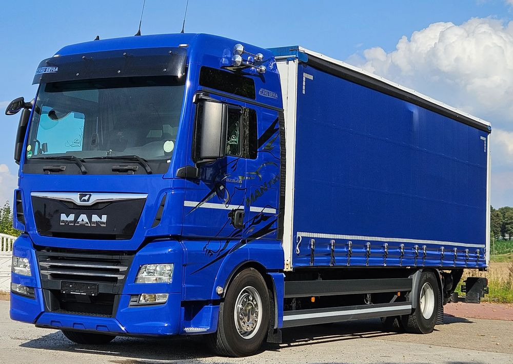 MAN TGX 18.430 / FIRANKA / WINDA / KLIMA POSTOJOWA / 300TYŚ PRZEBIEG / 2020 /E6 / KLIMA POSTOJOWA  / SPROWADZONY / JAK NOWY / AUTOMAT - Тентованный грузовик: фото 2 MAN TGX 18.430 / FIRANKA / WINDA / KLIMA POSTOJOWA / 300TYŚ PRZEBIEG / 2020 /E6 / KLIMA POSTOJOWA  / SPROWADZONY / JAK NOWY / AUTOMAT - Тентованный грузовик: фото 2