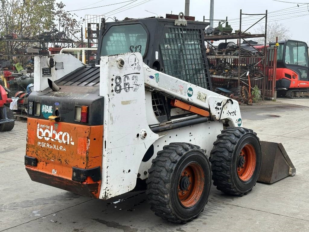 Bobcat 863 H - Мини-погрузчик с бортовым поворотом: фото 4 Bobcat 863 H - Мини-погрузчик с бортовым поворотом: фото 4