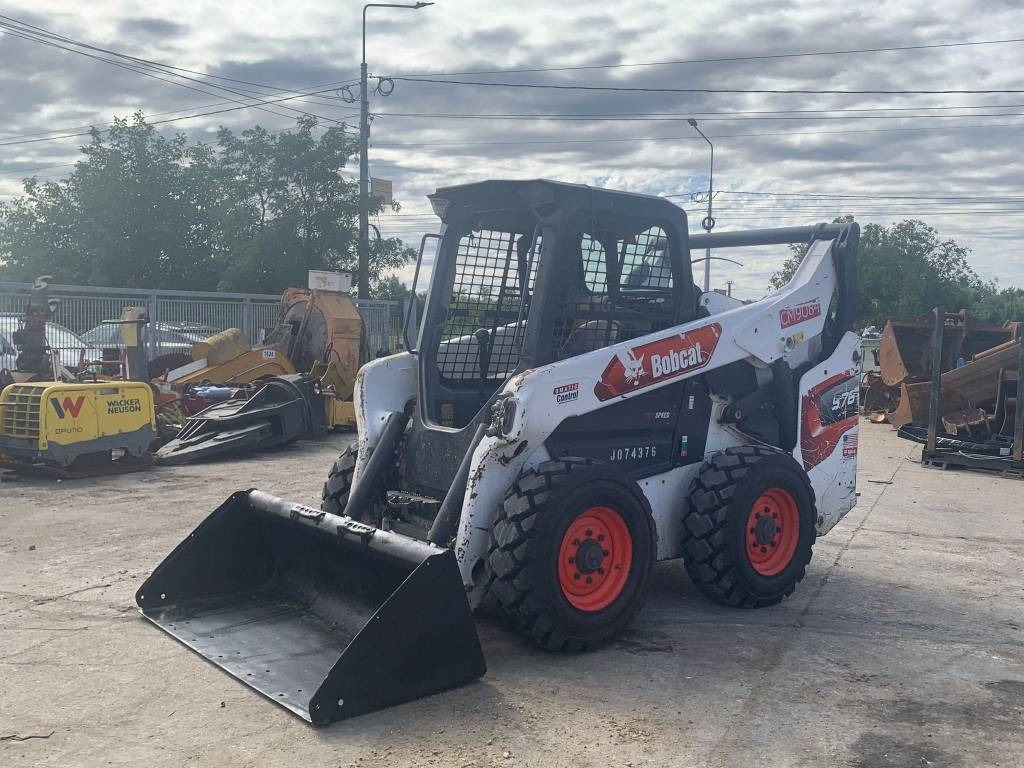 Bobcat S 76 - Мини-погрузчик с бортовым поворотом: фото 4 Bobcat S 76 - Мини-погрузчик с бортовым поворотом: фото 4