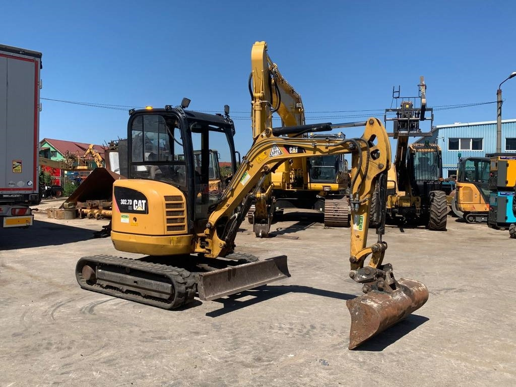 CAT 302.7 CR  - Мини-экскаватор: фото 2 CAT 302.7 CR  - Мини-экскаватор: фото 2