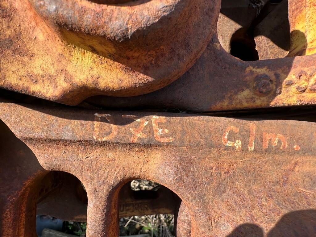 CAT D 6 R CAT D 6 R - Гусеница для Строительной техники: фото 2 CAT D 6 R CAT D 6 R - Гусеница для Строительной техники: фото 2