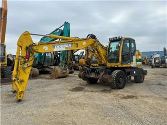 Doosan DX 160 WR  - Колёсный экскаватор: фото 1 Doosan DX 160 WR  - Колёсный экскаватор: фото 1