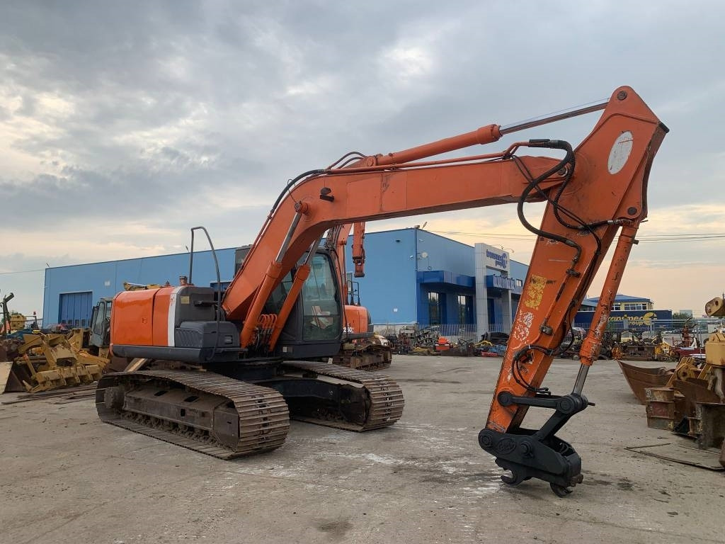 Hitachi ZX 180 LC-3 - Гусеничный экскаватор: фото 5 Hitachi ZX 180 LC-3 - Гусеничный экскаватор: фото 5