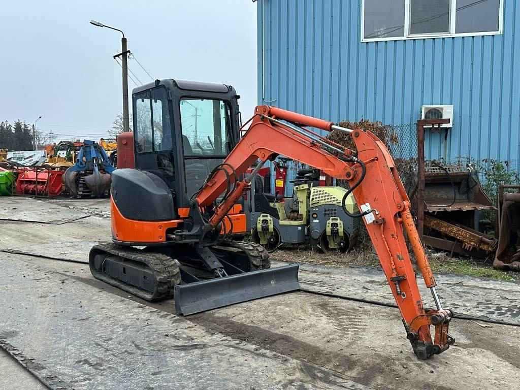 Hitachi ZX 27 U-2 - Мини-экскаватор: фото 5 Hitachi ZX 27 U-2 - Мини-экскаватор: фото 5