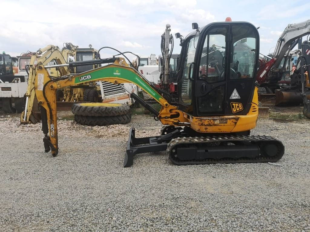 JCB 8030 - Мини-экскаватор: фото 2 JCB 8030 - Мини-экскаватор: фото 2