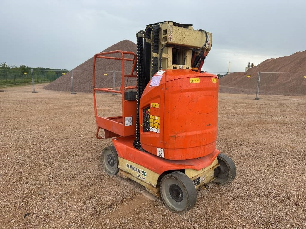 JLG Toucan 8 E - Вертикальный мачтовый подъемник: фото 3 JLG Toucan 8 E - Вертикальный мачтовый подъемник: фото 3