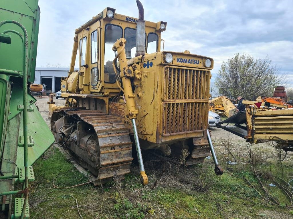 Komatsu D 85-18 - Бульдозер: фото 3 Komatsu D 85-18 - Бульдозер: фото 3