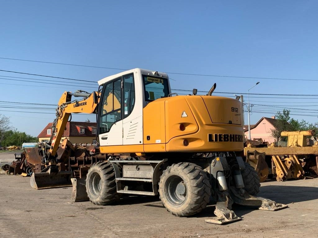 Колёсный экскаватор Liebherr A912 Compact+Engcon Rototilt: фото 11