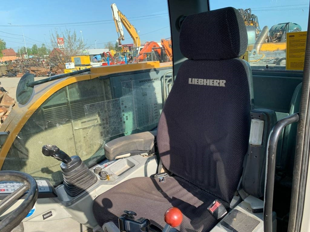 Колёсный экскаватор Liebherr A912 Compact+Engcon Rototilt: фото 15