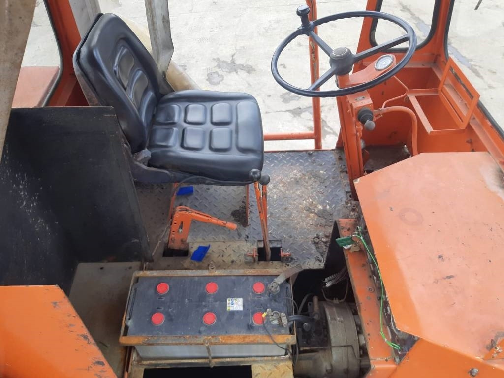 MBU RW140 - Пневмоколесный каток: фото 5 MBU RW140 - Пневмоколесный каток: фото 5