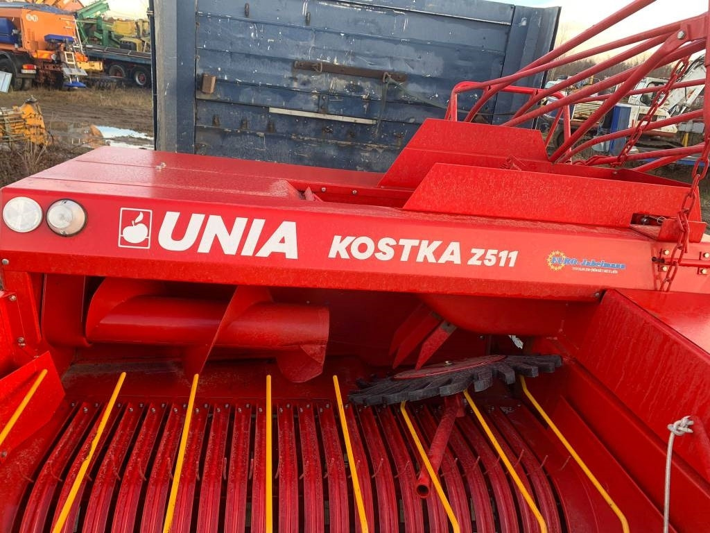 Unia Kostka Z511 NEW - Пресс-подборщик тюковый: фото 4 Unia Kostka Z511 NEW - Пресс-подборщик тюковый: фото 4