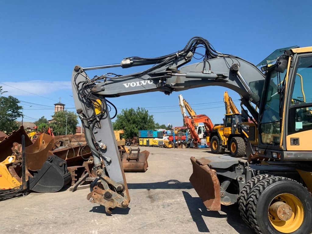 Volvo EW 140 C - Колёсный экскаватор: фото 4 Volvo EW 140 C - Колёсный экскаватор: фото 4