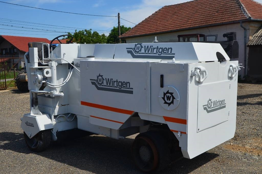 Wirtgen W1000L - Дорожная фреза: фото 1 Wirtgen W1000L - Дорожная фреза: фото 1