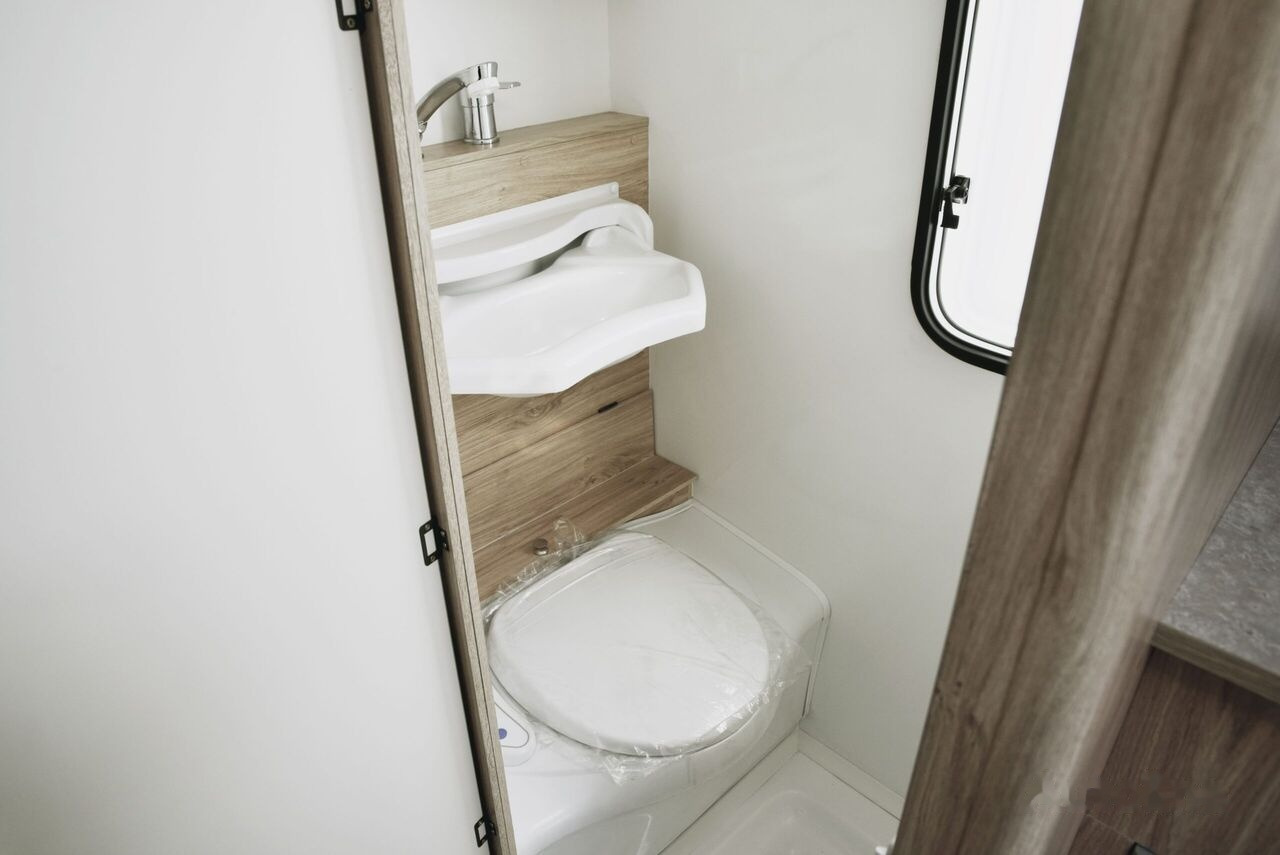 Niewiadów NEW SPORT 4 kemping 4 osoby camping for 4 people 750kg - Прицеп дача: фото 3 Niewiadów NEW SPORT 4 kemping 4 osoby camping for 4 people 750kg - Прицеп дача: фото 3