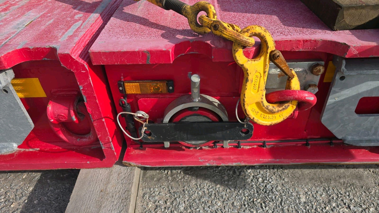 FAYMONVILLE Combimax - Низкорамный полуприцеп: фото 5 FAYMONVILLE Combimax - Низкорамный полуприцеп: фото 5