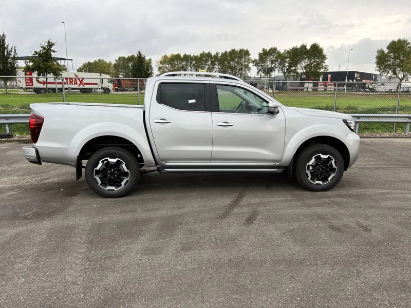 Новый Пикап, Грузопассажирский фургон Nissan Navara 4x4 2.5 D Double Cab - LE Plus - AUTOMATIC - FULL OPTIONS - EURO 2 - NEW!! - 3 UNITS: фото 9