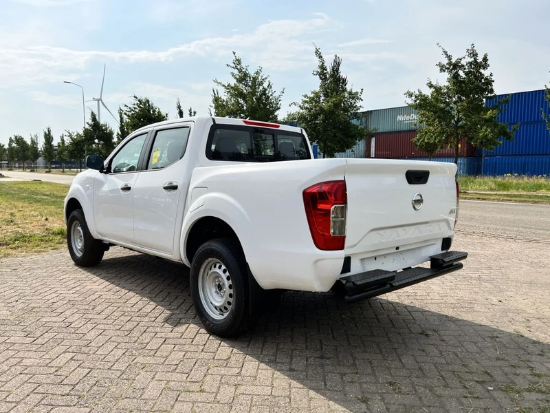 Nissan Navara 4x4 - 22 UNITS - 2.5 D Double Cab - XE - EURO 2 - NEW!! READY FOR WORK!!! - Пикап, Грузопассажирский фургон: фото 3 Nissan Navara 4x4 - 22 UNITS - 2.5 D Double Cab - XE - EURO 2 - NEW!! READY FOR WORK!!! - Пикап, Грузопассажирский фургон: фото 3