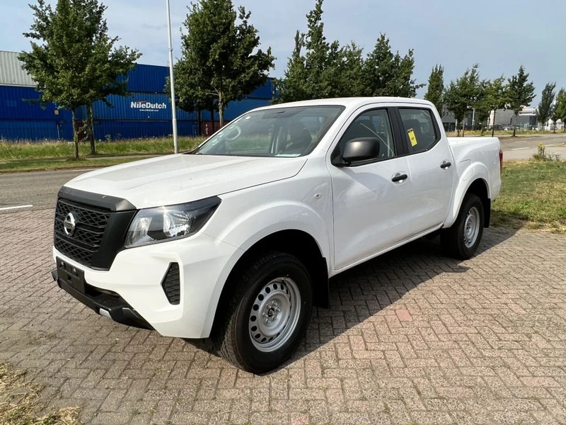 Nissan Navara 4x4 - 22 UNITS - 2.5 D Double Cab - XE - EURO 2 - NEW!! READY FOR WORK!!! - Пикап, Грузопассажирский фургон: фото 1 Nissan Navara 4x4 - 22 UNITS - 2.5 D Double Cab - XE - EURO 2 - NEW!! READY FOR WORK!!! - Пикап, Грузопассажирский фургон: фото 1