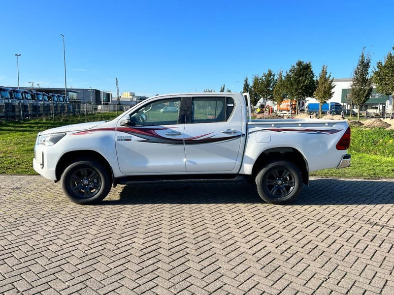 Toyota Hilux GLX SR5 4x4 - 2 UNITS IN STOCK - 2.4 D Double Cab - EURO 2 - NEW!! - Пикап, Грузопассажирский фургон: фото 2 Toyota Hilux GLX SR5 4x4 - 2 UNITS IN STOCK - 2.4 D Double Cab - EURO 2 - NEW!! - Пикап, Грузопассажирский фургон: фото 2