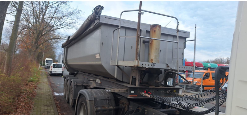 Carnehl 3-Achser Alumulde 24qubik - Самосвальный полуприцеп: фото 2 Carnehl 3-Achser Alumulde 24qubik - Самосвальный полуприцеп: фото 2