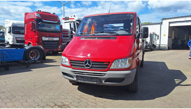 Mercedes-Benz 300-serie 313 Pritsche Doppelkabine - Малотоннажный бортовой грузовик, Грузопассажирский фургон: фото 3 Mercedes-Benz 300-serie 313 Pritsche Doppelkabine - Малотоннажный бортовой грузовик, Грузопассажирский фургон: фото 3