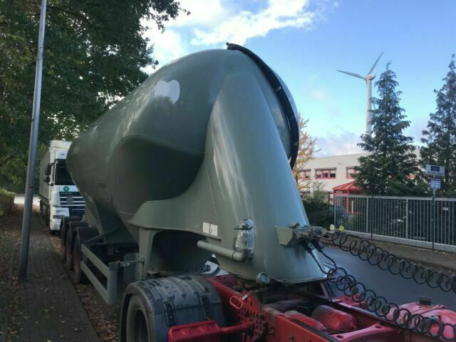 SPITZER SF 2734/2P Zement/Silo German Fahrzeug - Полуприцеп-цистерна: фото 3 SPITZER SF 2734/2P Zement/Silo German Fahrzeug - Полуприцеп-цистерна: фото 3